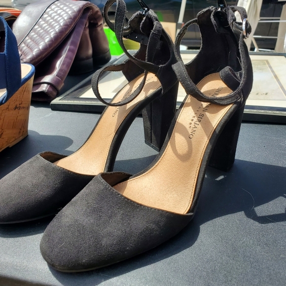 Christian Siriano Black Kam Cross Strap He… - Picture 10 of 10